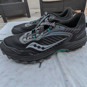 Saucony Excursion TR15 trail shoes